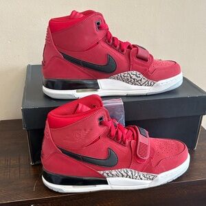Nike air Jordan legacy 312 Kids Red and Black Sneakers